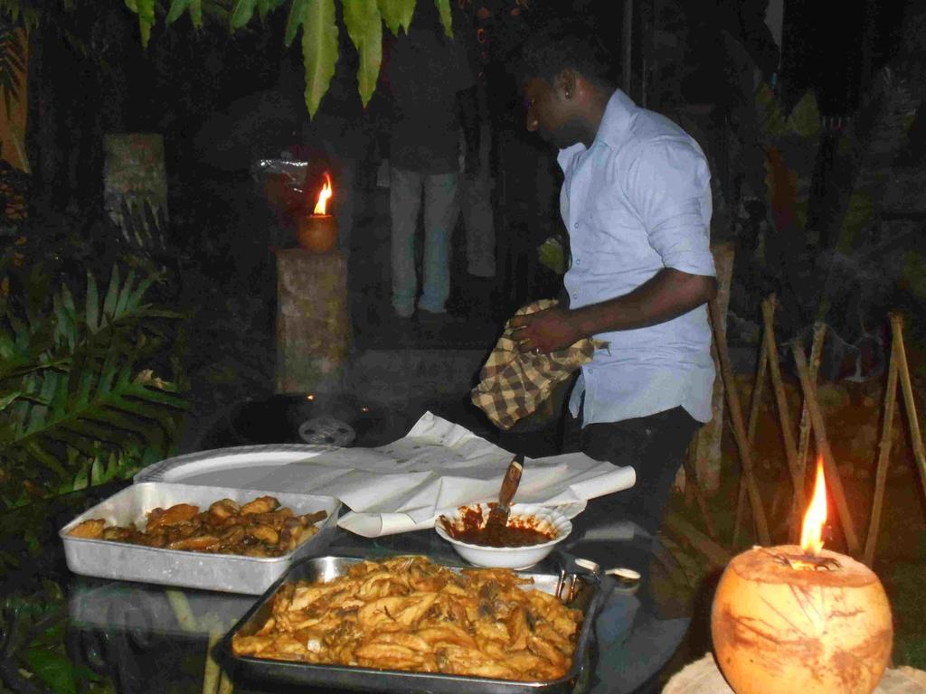 Sapphire Holiday Resort Ratnapura Extérieur photo