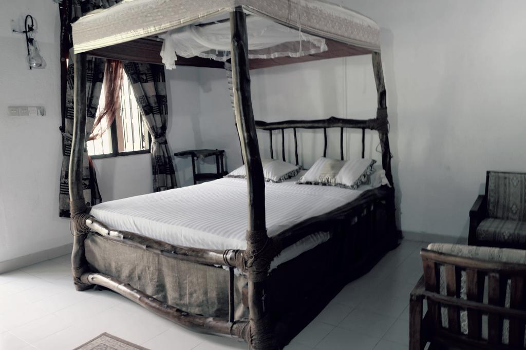 Sapphire Holiday Resort Ratnapura Extérieur photo