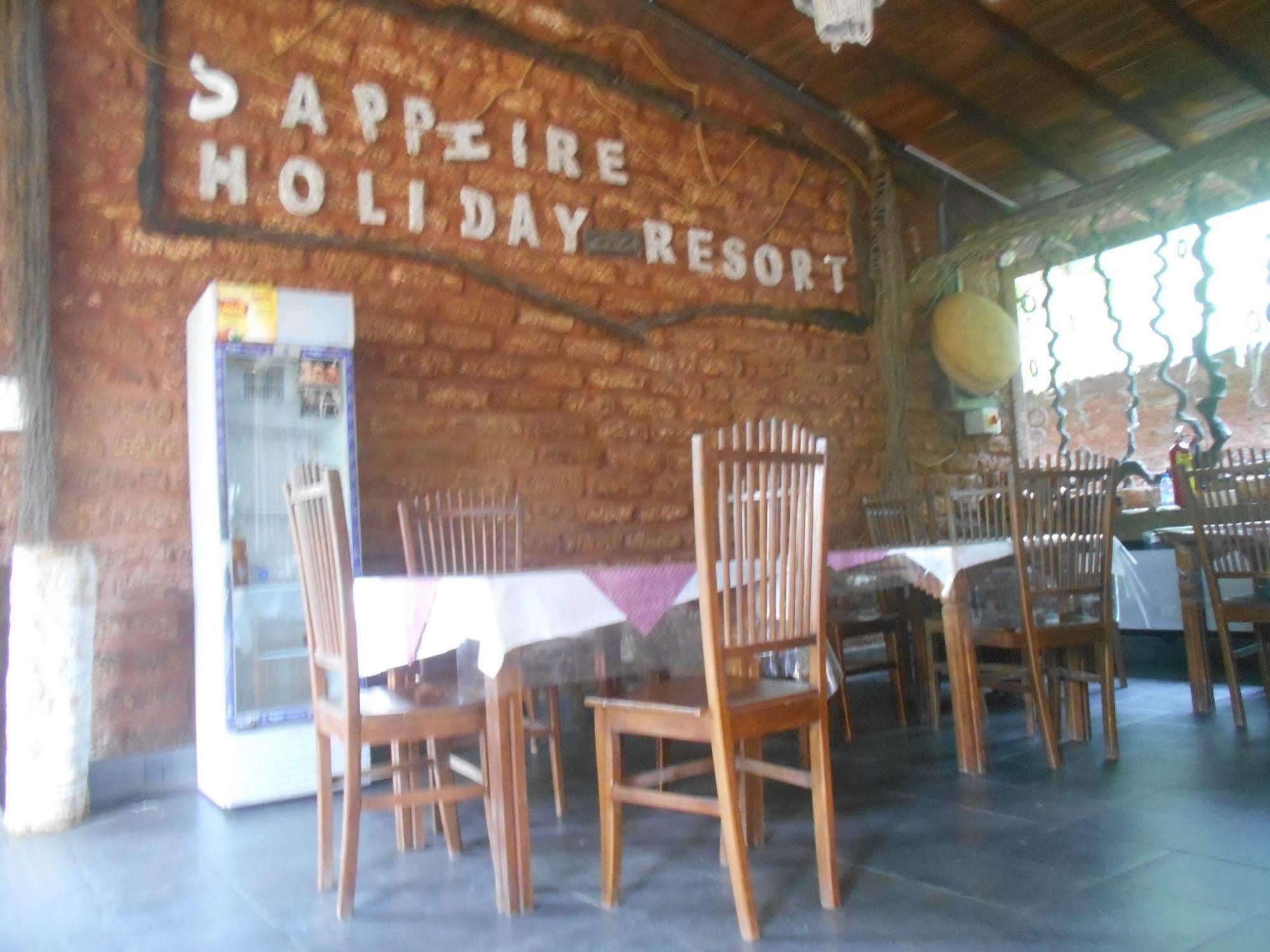 Sapphire Holiday Resort Ratnapura Extérieur photo