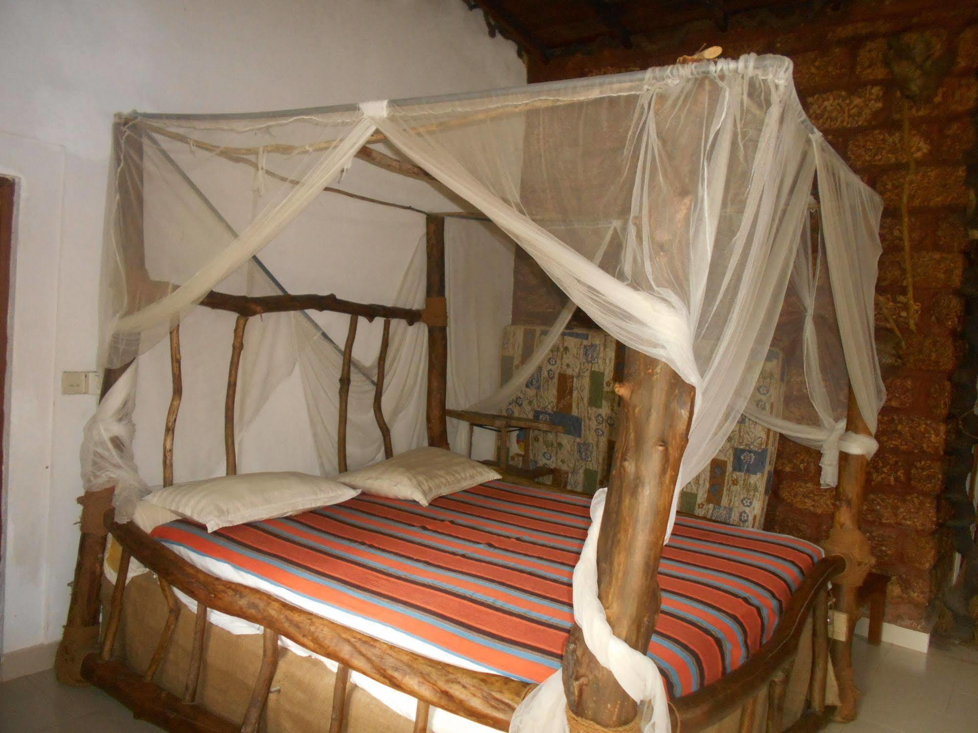 Sapphire Holiday Resort Ratnapura Extérieur photo