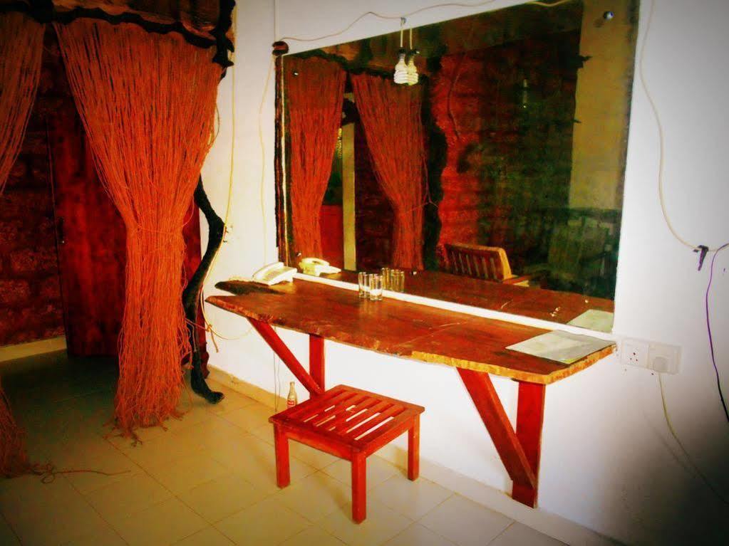 Sapphire Holiday Resort Ratnapura Extérieur photo